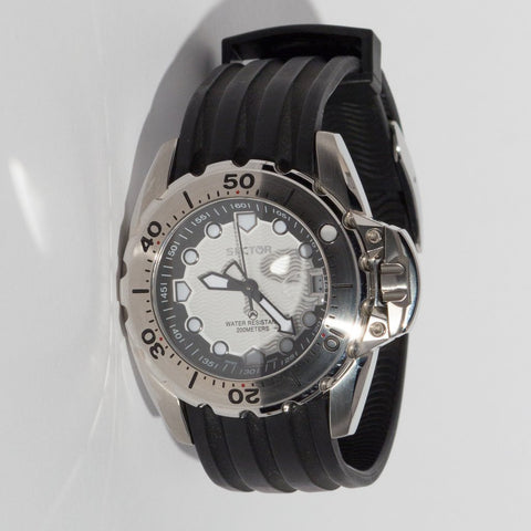 Sector 600 Diver
